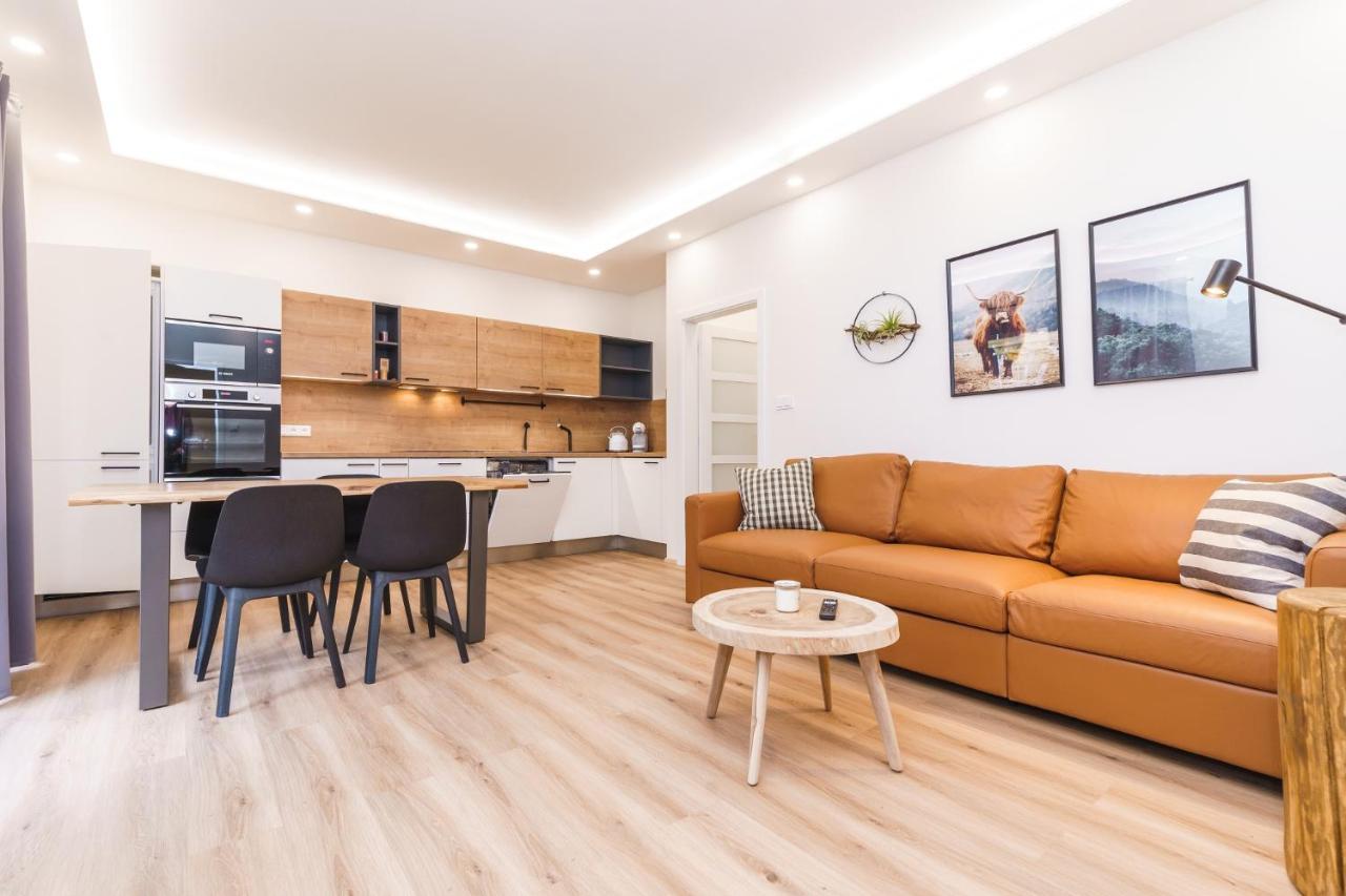 Apartman Ski Plesivec Abertamy Exteriör bild