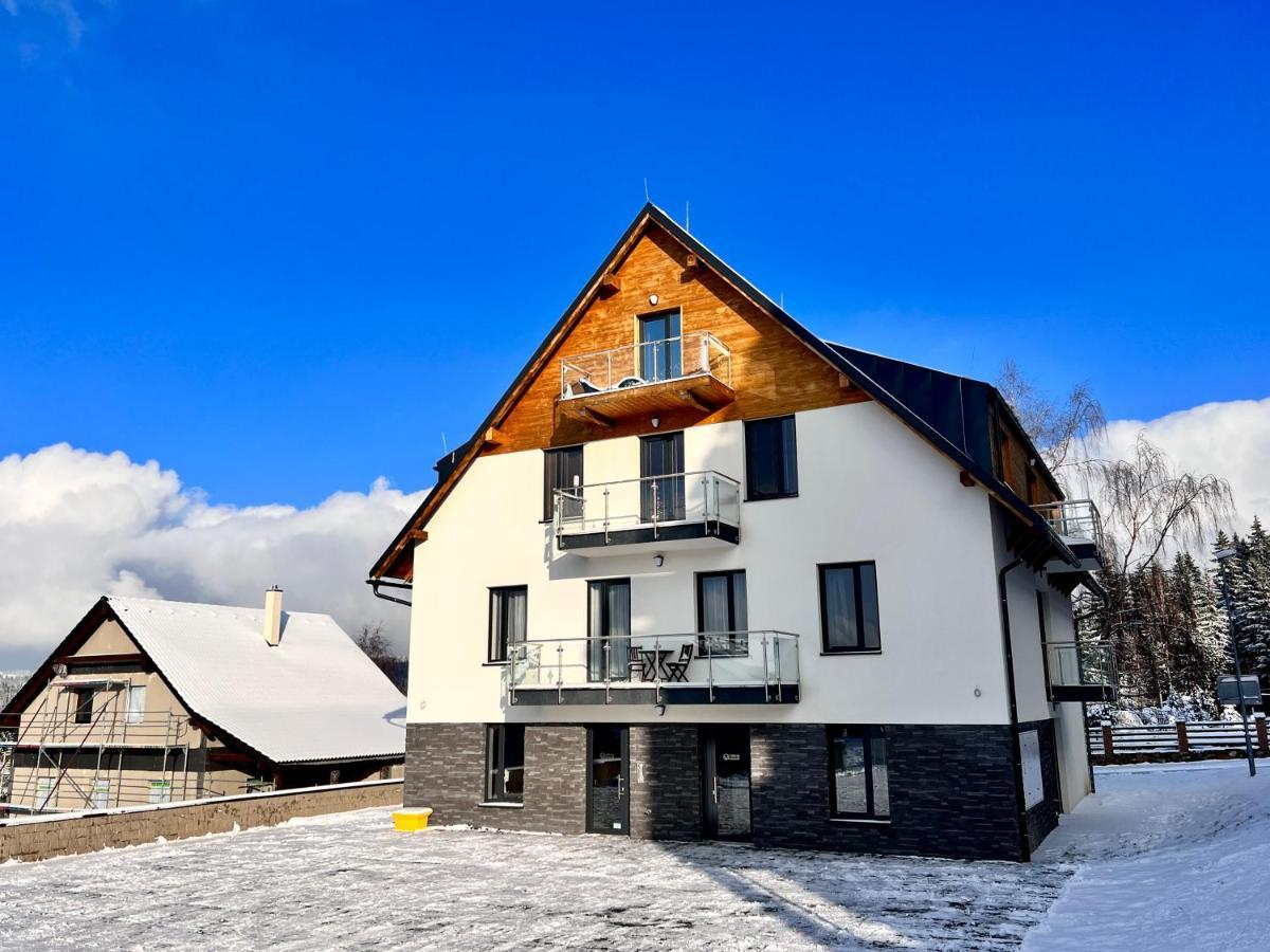 Apartman Ski Plesivec Abertamy Exteriör bild